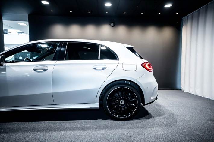 Sølv Mercedes A250 e fra 2020