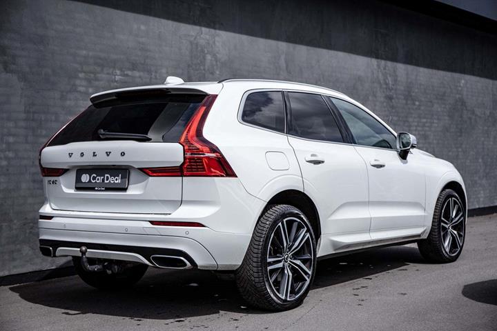 Rød Volvo XC60 fra 2018