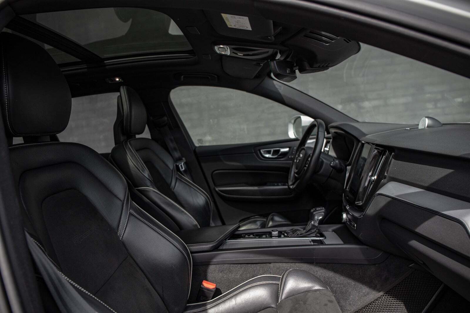 Rød Volvo XC60 fra 2018