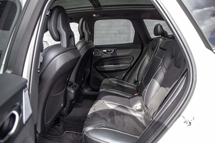 Rød Volvo XC60 fra 2018