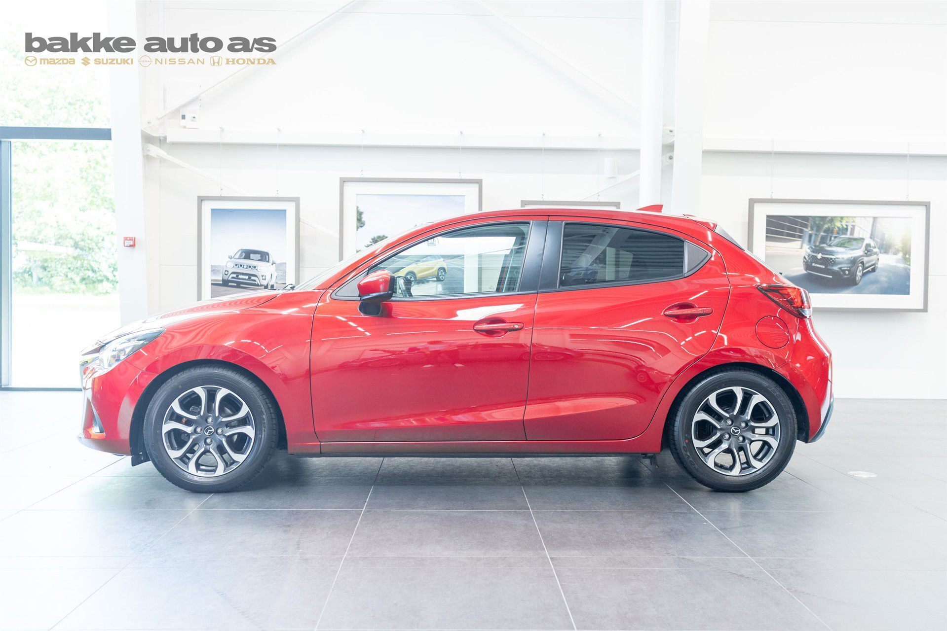 Mazda 2 1,5 Superior 90HK 5d