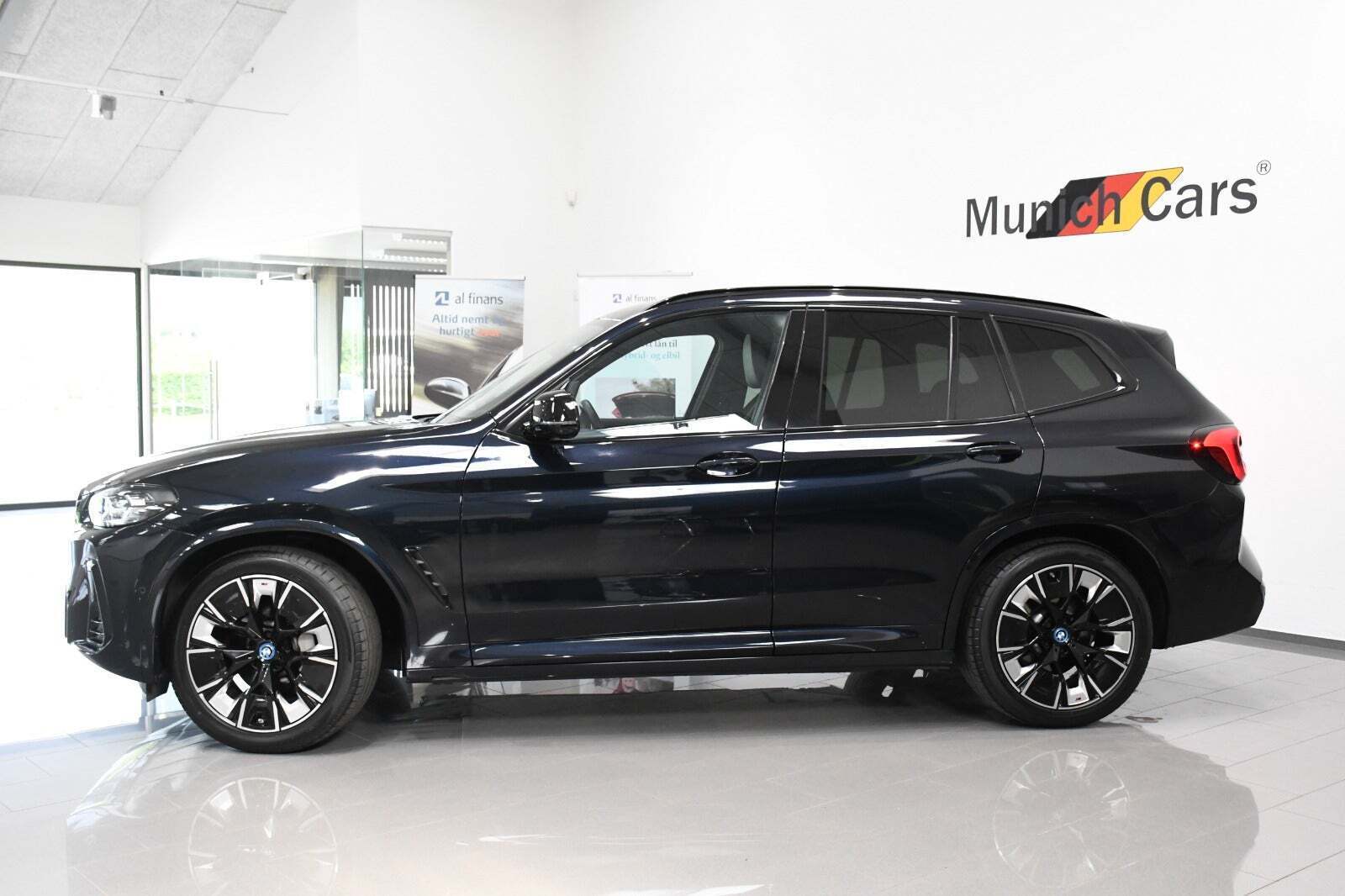BMW iX3 Charged Plus M-Sport
