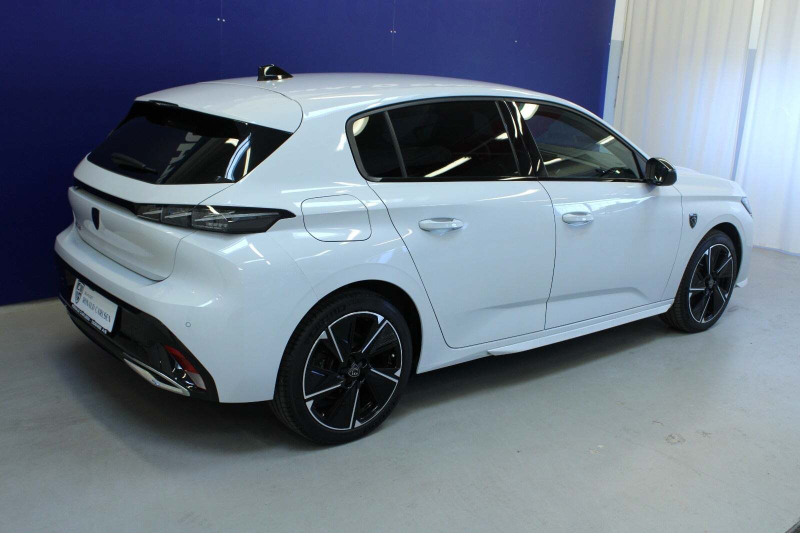 Peugeot E-308