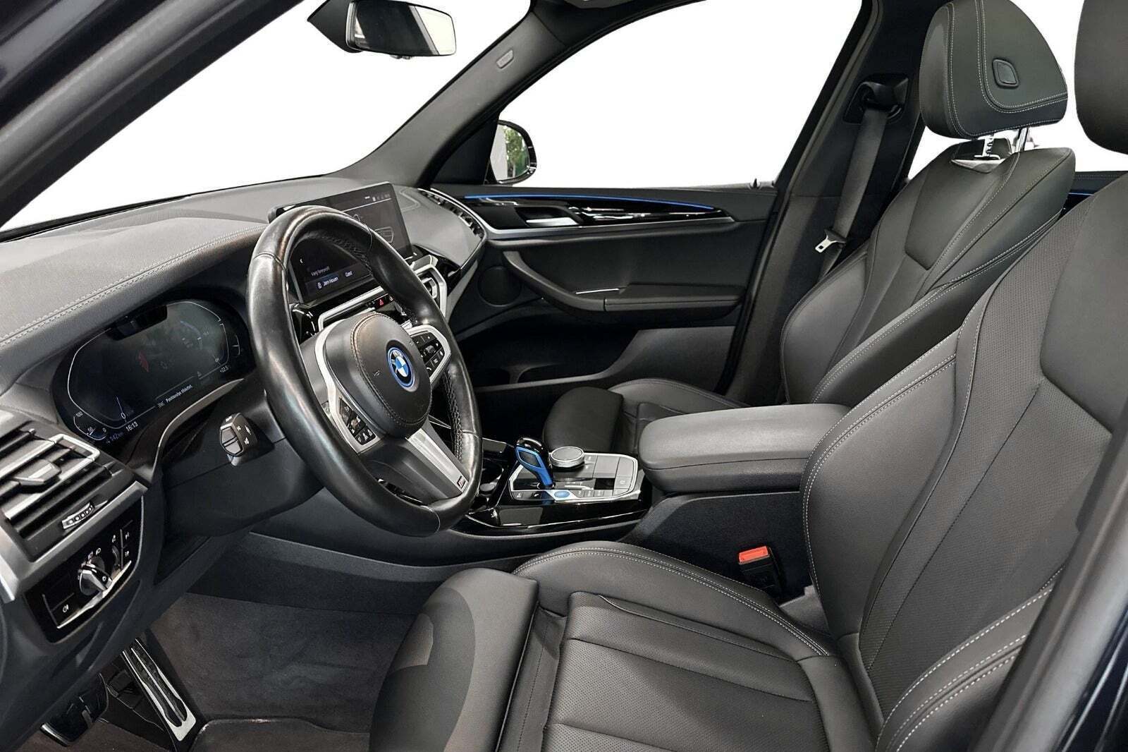 BMW iX3 Charged M-Sport