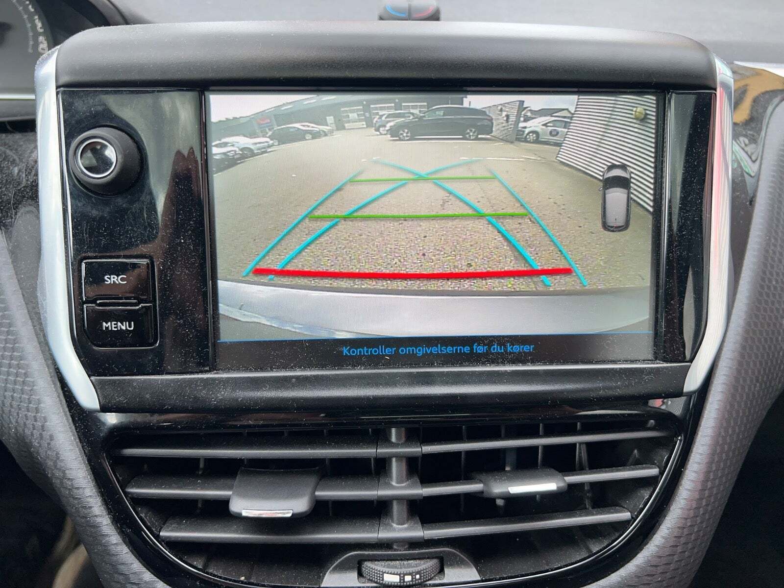 Grå Peugeot 208 fra 2019