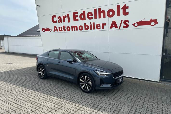 Blå Polestar 2 fra 2022