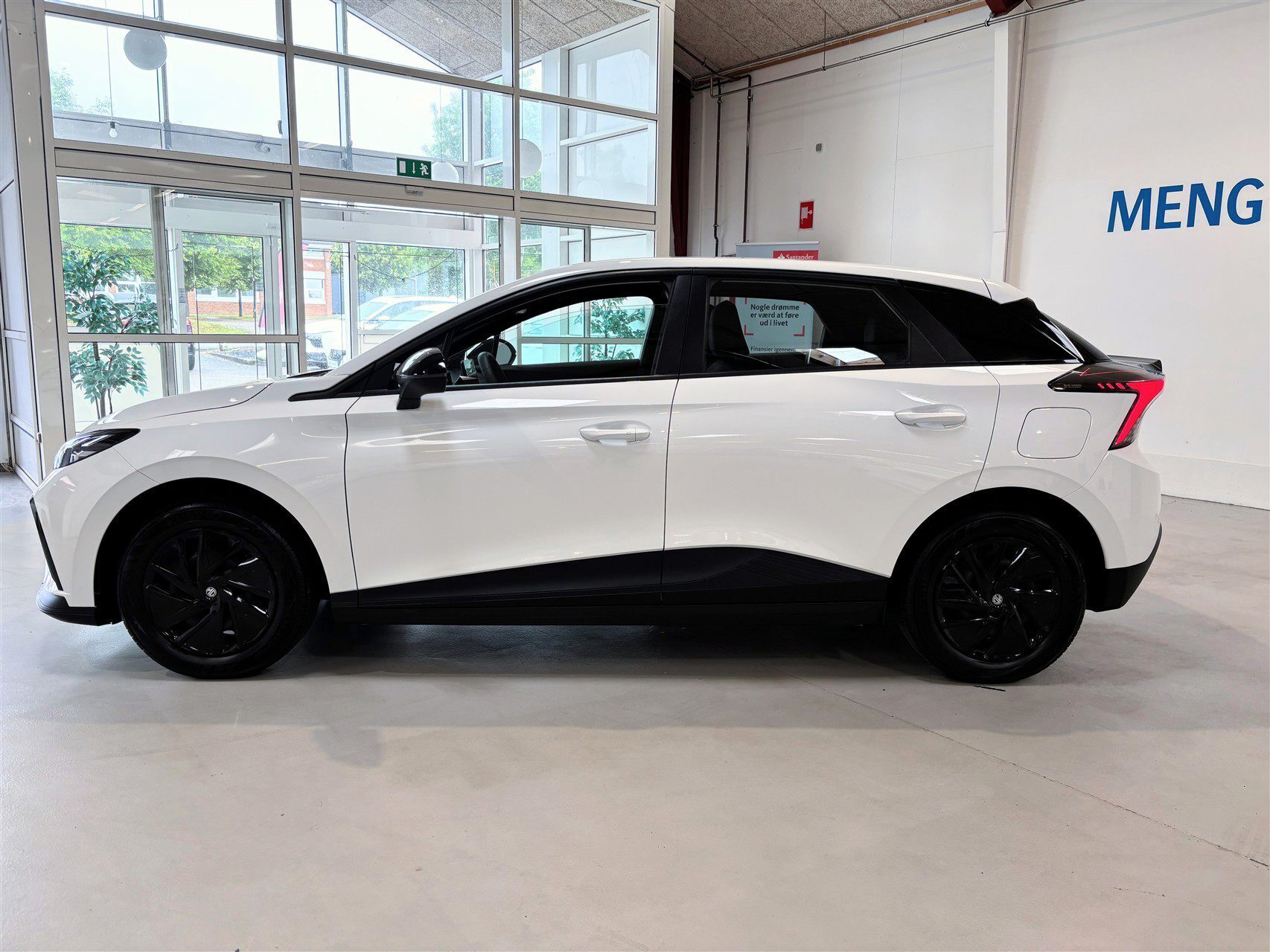 Hvid MG MG4 Electric fra 2023