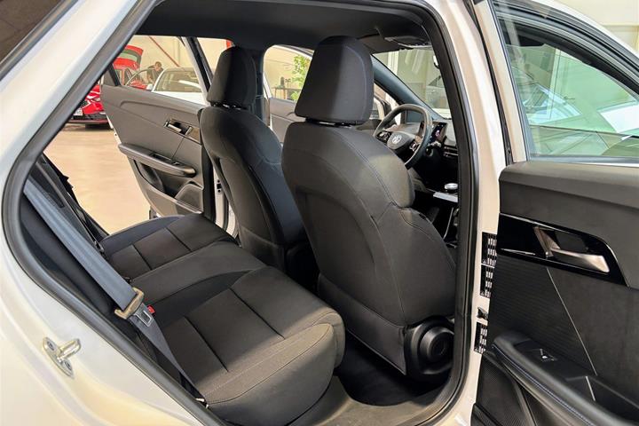 Hvid MG MG4 Electric fra 2023