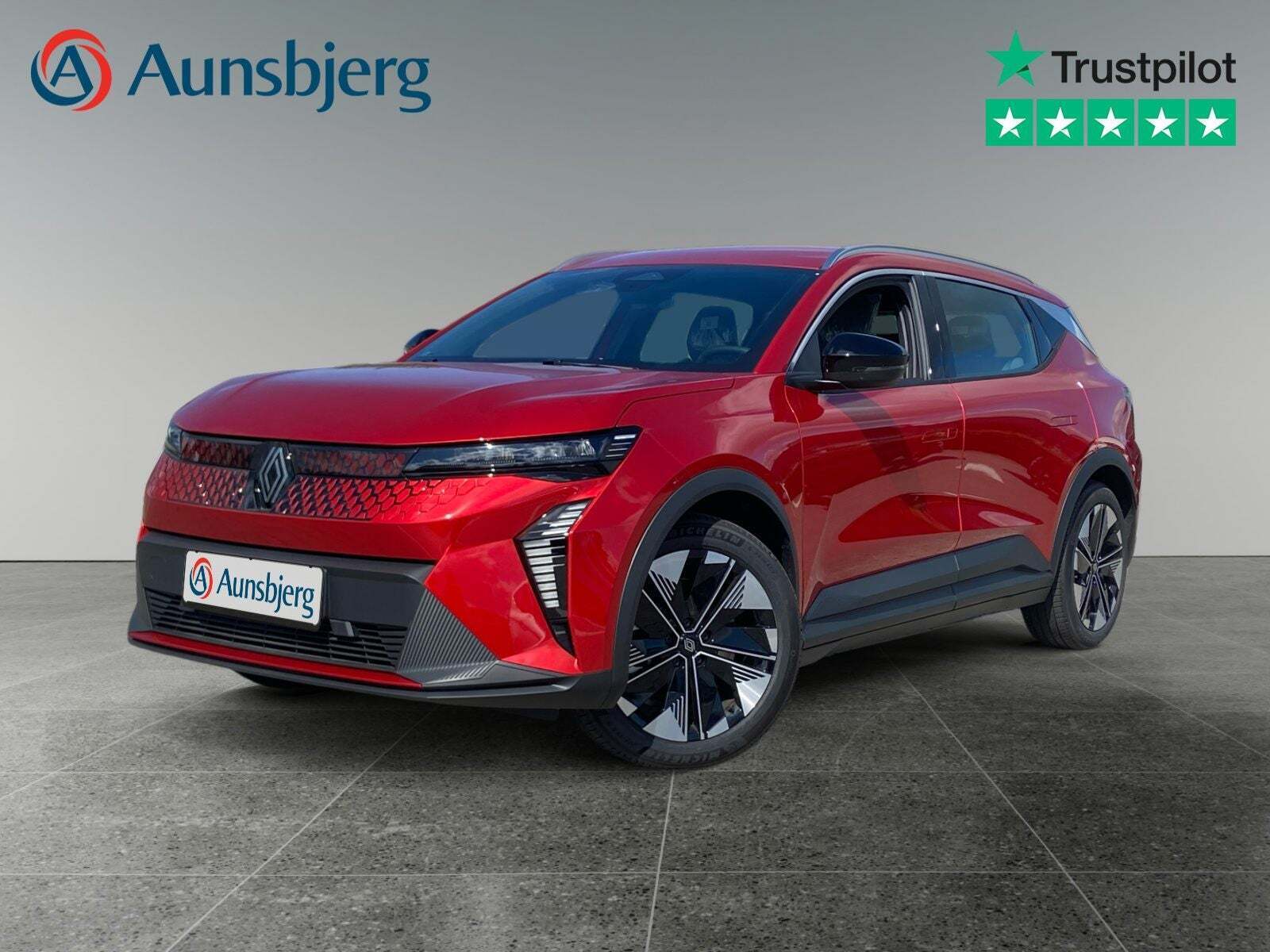 Rød Renault Scenic E-Tech fra 2025