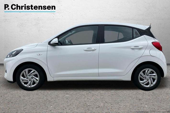 Hvid Hyundai i10 fra 2022