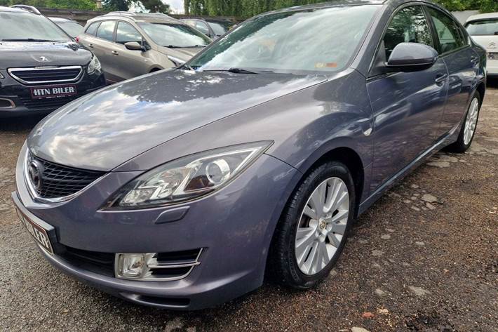 Grå Mazda 6 fra 2008