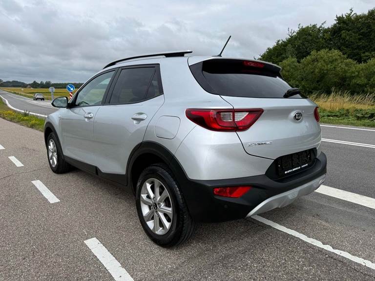 Kia Stonic 1,2 Attraction