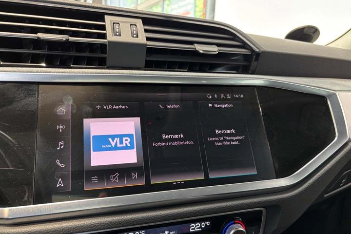 Grå Audi Q3 fra 2021