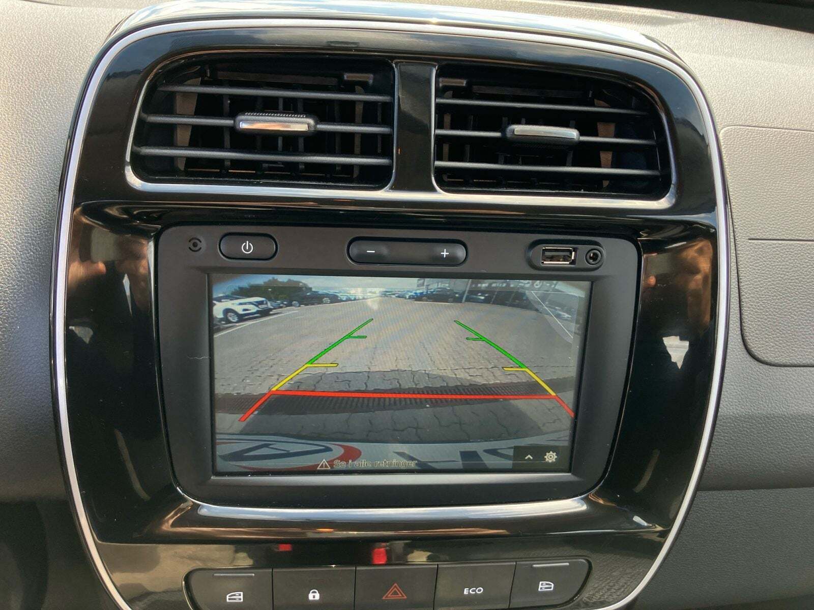 Hvid Dacia Spring fra 2023