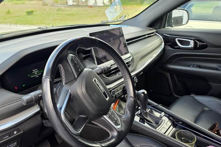 Blå Jeep Compass fra 2021