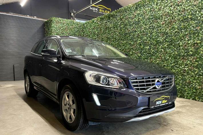 undefined Volvo XC60 fra 2016 set udefra