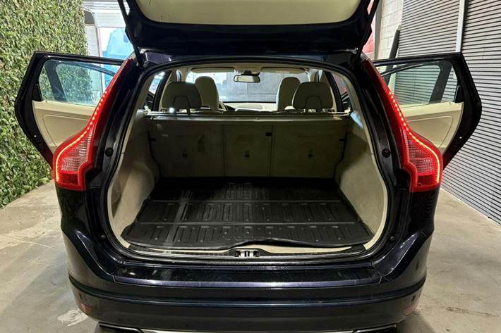 undefined Volvo XC60 fra 2016