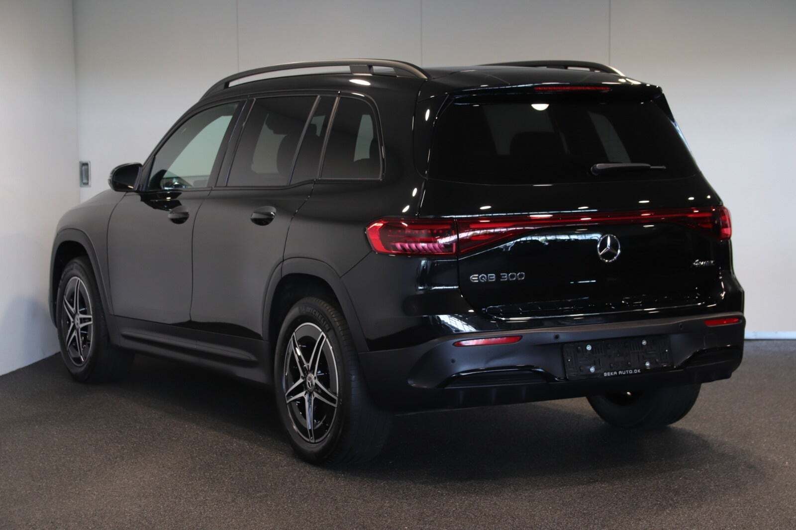 Mercedes EQB300 AMG Line 4Matic 7prs