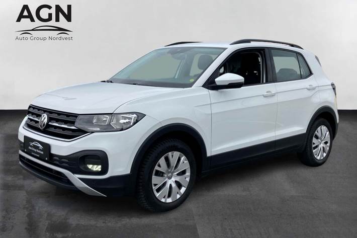 Hvid VW T-Cross fra 2019 set udefra