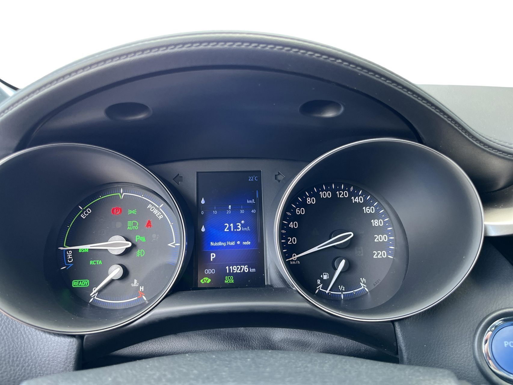 Grå Toyota C-HR fra 2020