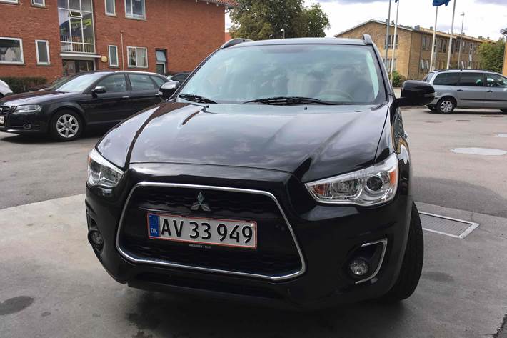 Sort Mitsubishi ASX fra 2015