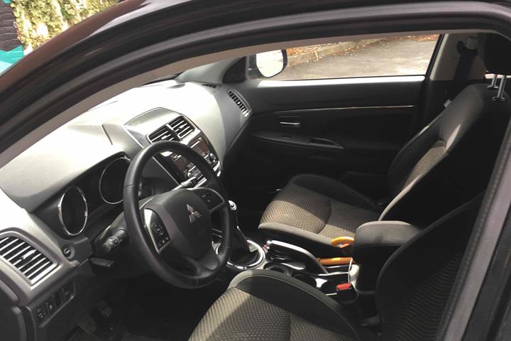 Sort Mitsubishi ASX fra 2015