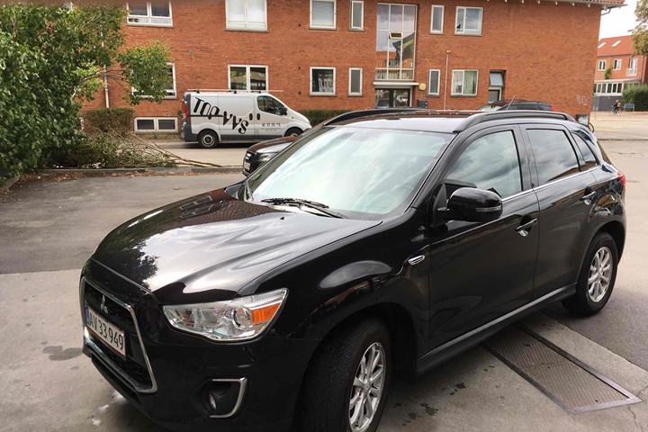 Sort Mitsubishi ASX fra 2015