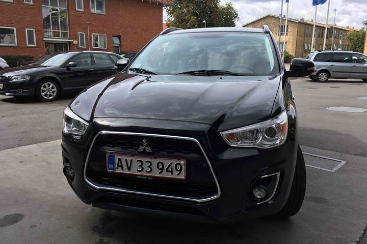 Sort Mitsubishi ASX fra 2015