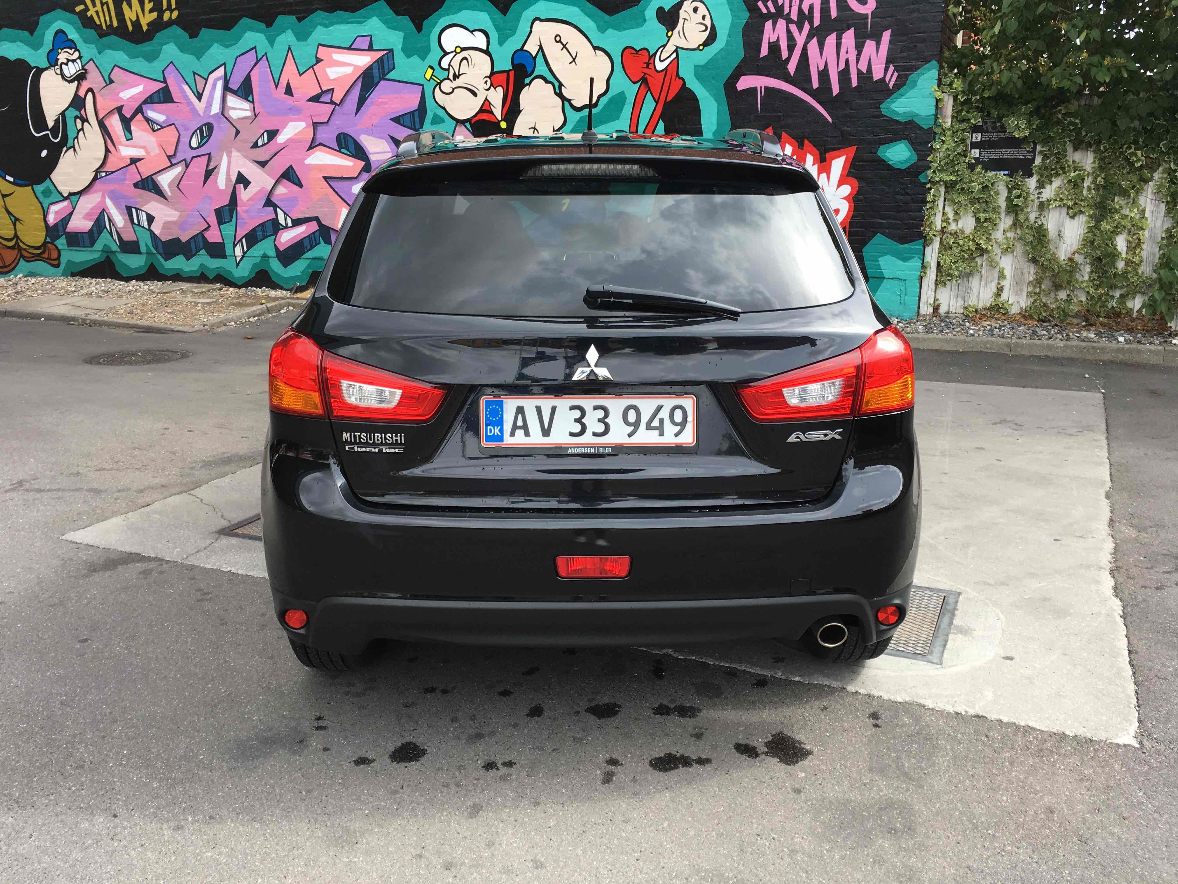 Sort Mitsubishi ASX fra 2015