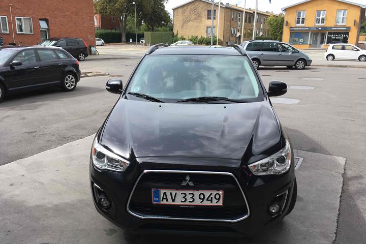 Sort Mitsubishi ASX fra 2015