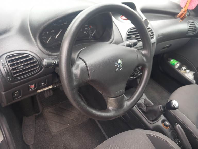 Peugeot 206 1,4 Dizel