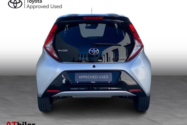 Sort Toyota Aygo fra 2018