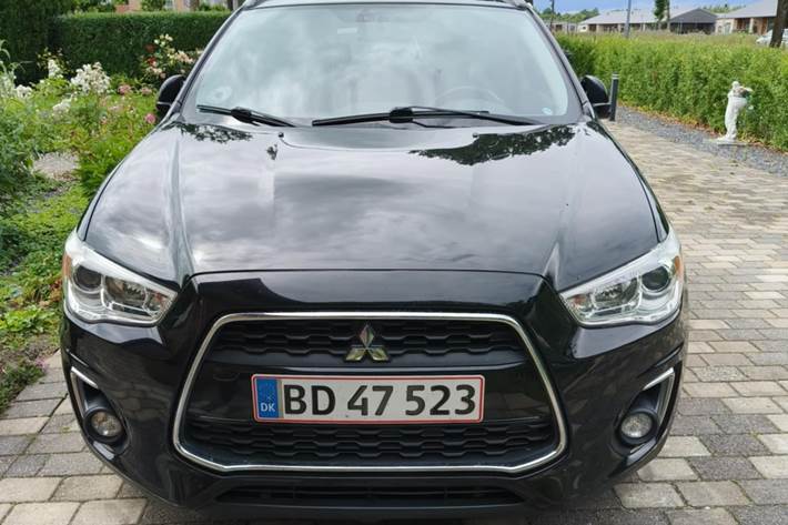 Sort Mitsubishi ASX fra 2014