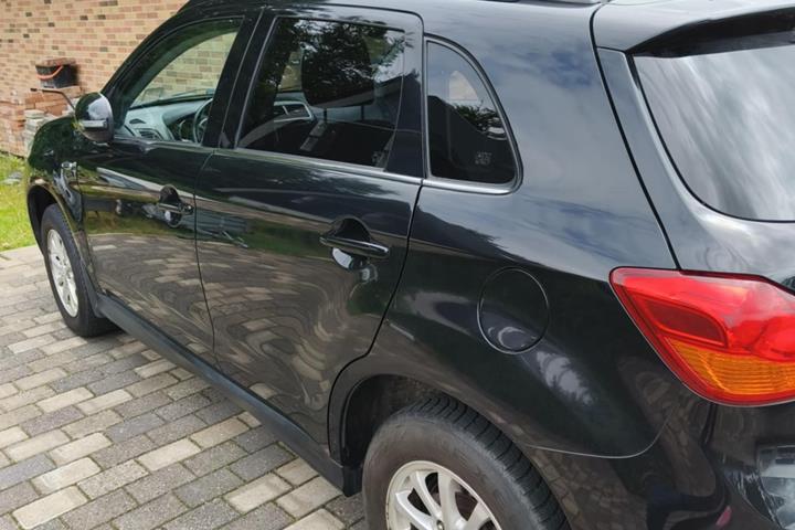 Sort Mitsubishi ASX fra 2014