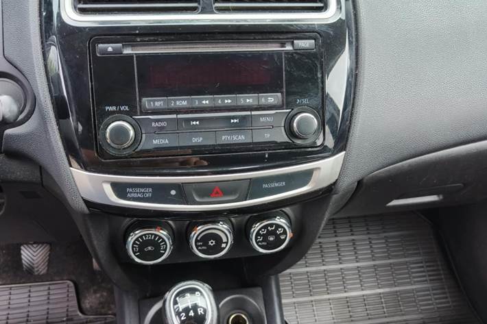 Sort Mitsubishi ASX fra 2014