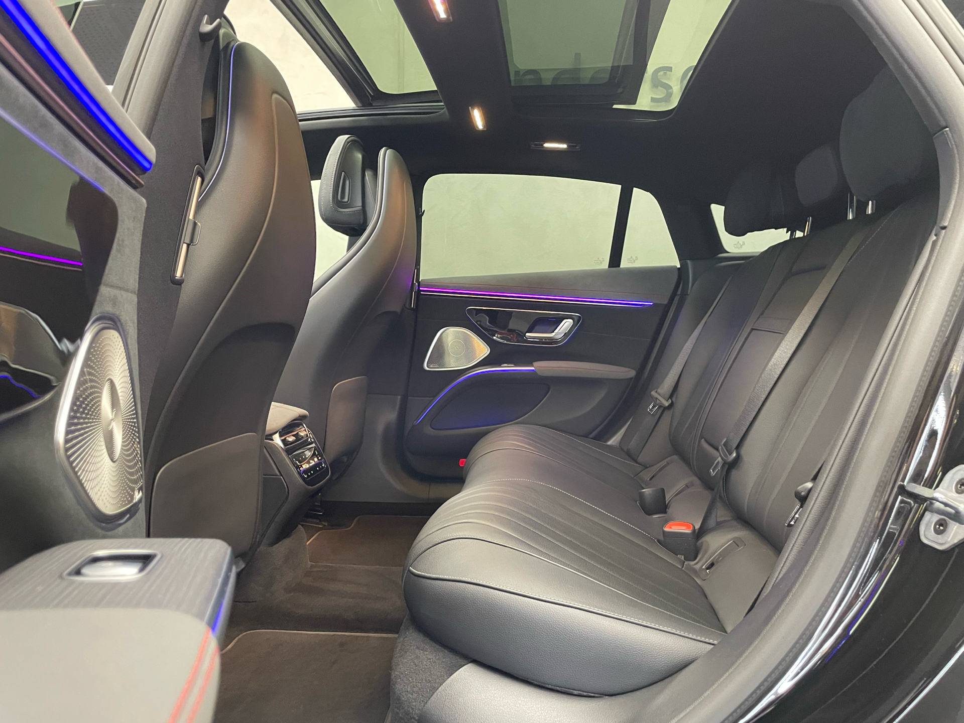 Mercedes EQS 450+