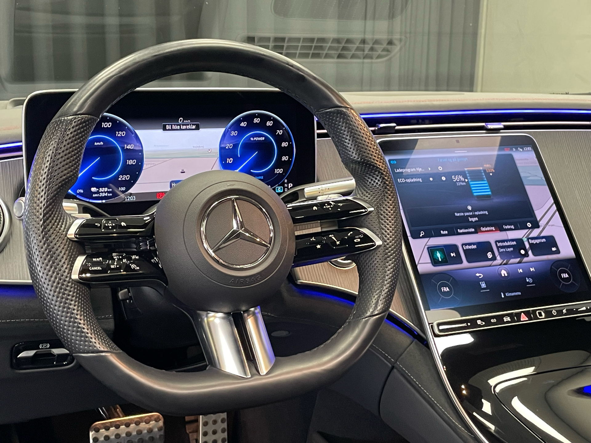 Sort Mercedes EQS 450+ fra 2021
