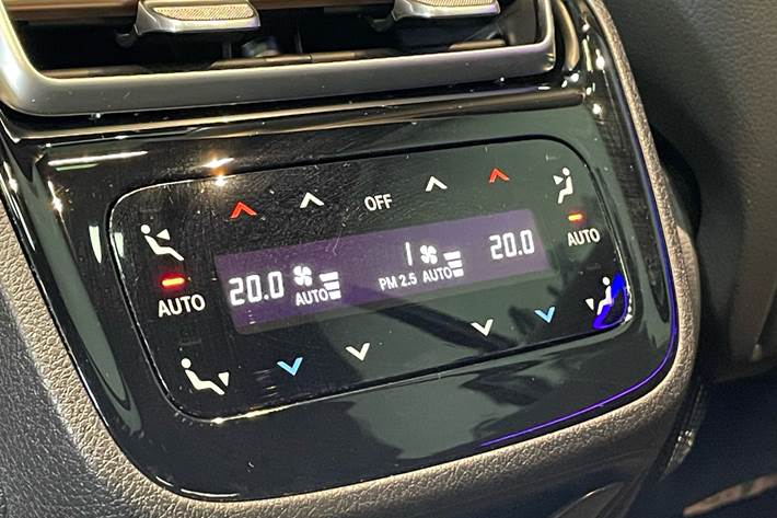 Sort Mercedes EQS 450+ fra 2021