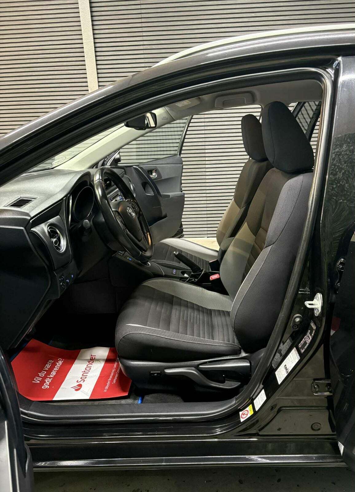 Toyota Auris 1,8 Hybrid H2 Touring Sports CVT