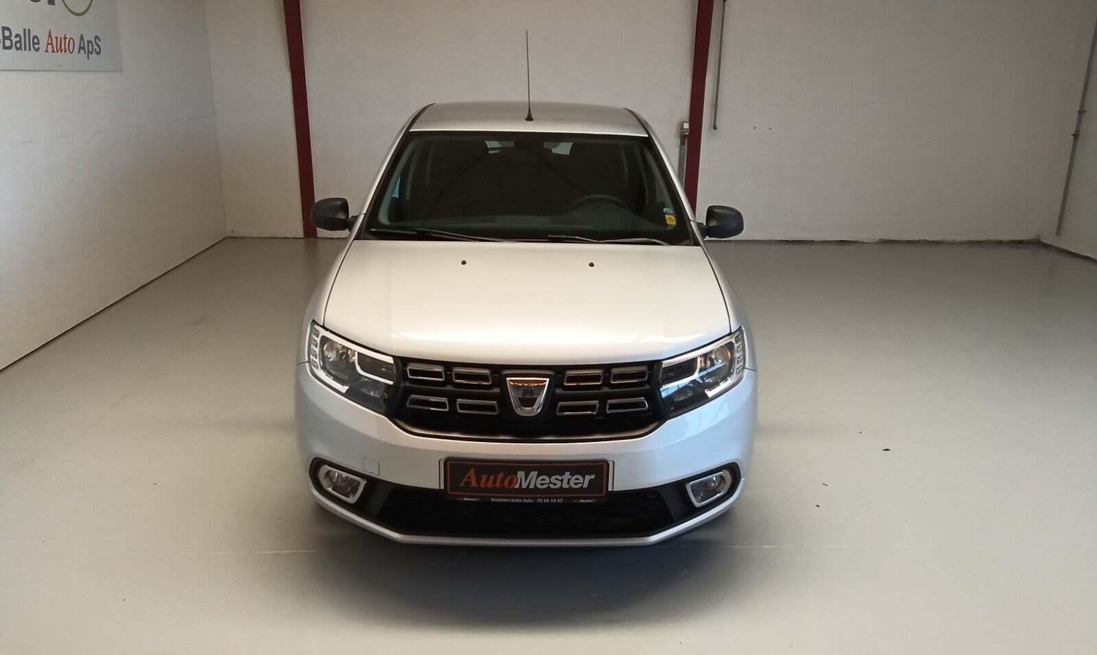 Sølv Dacia Sandero fra 2017