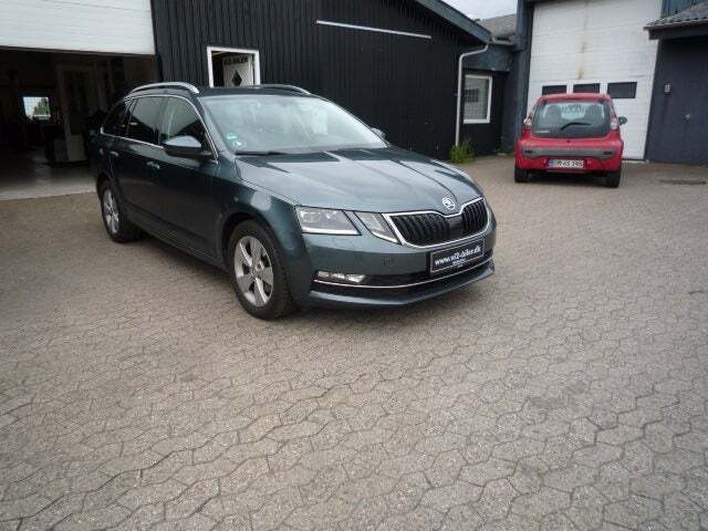 Skoda Octavia 2,0 TDi 150 Style Combi DSG