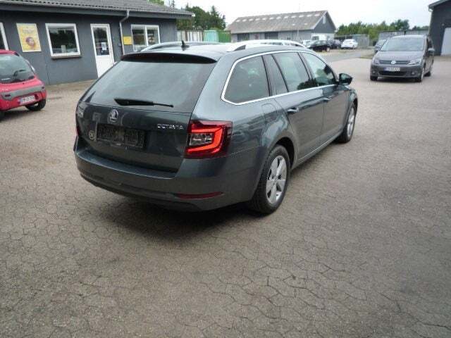 undefined Skoda Octavia fra 2018