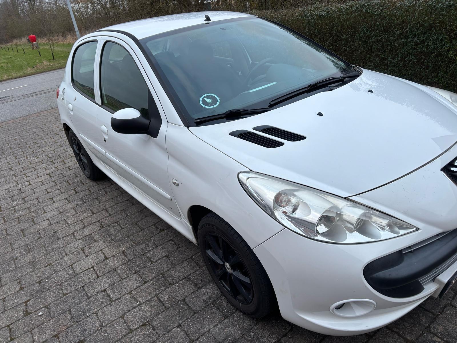 Peugeot 206+ 1,4 HDI 68 HK 5-D