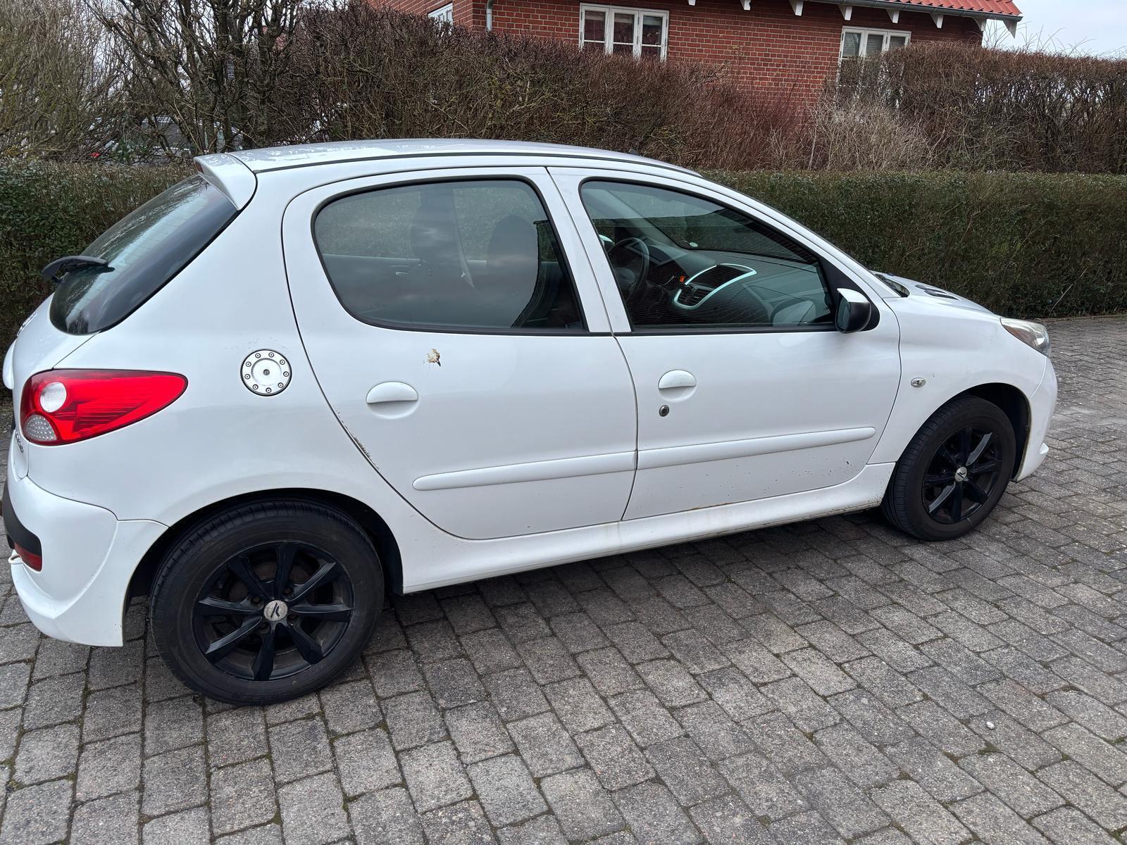 Peugeot 206+ 1,4 HDI 68 HK 5-D