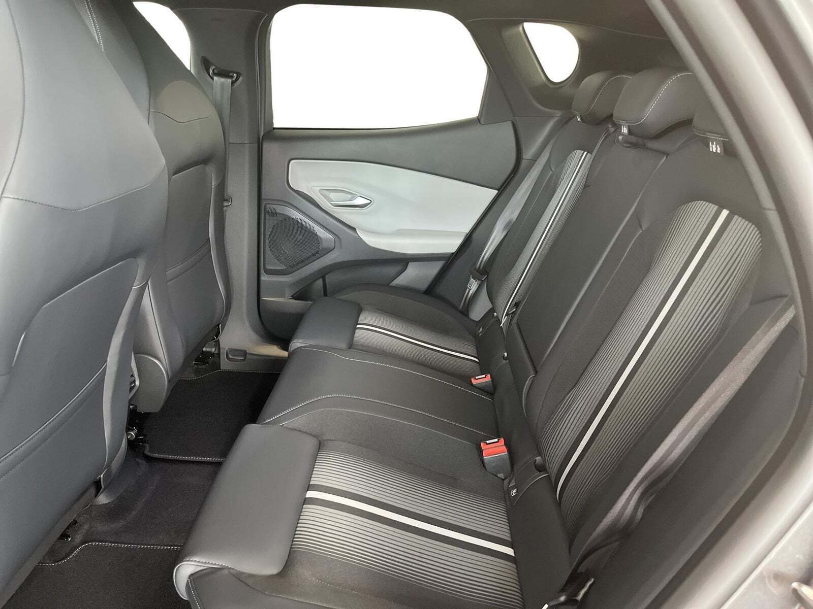 Ford Capri 82 Select Extended Range