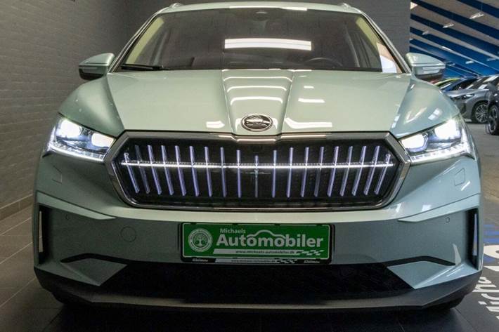 Turquoise Skoda Enyaq fra 2023