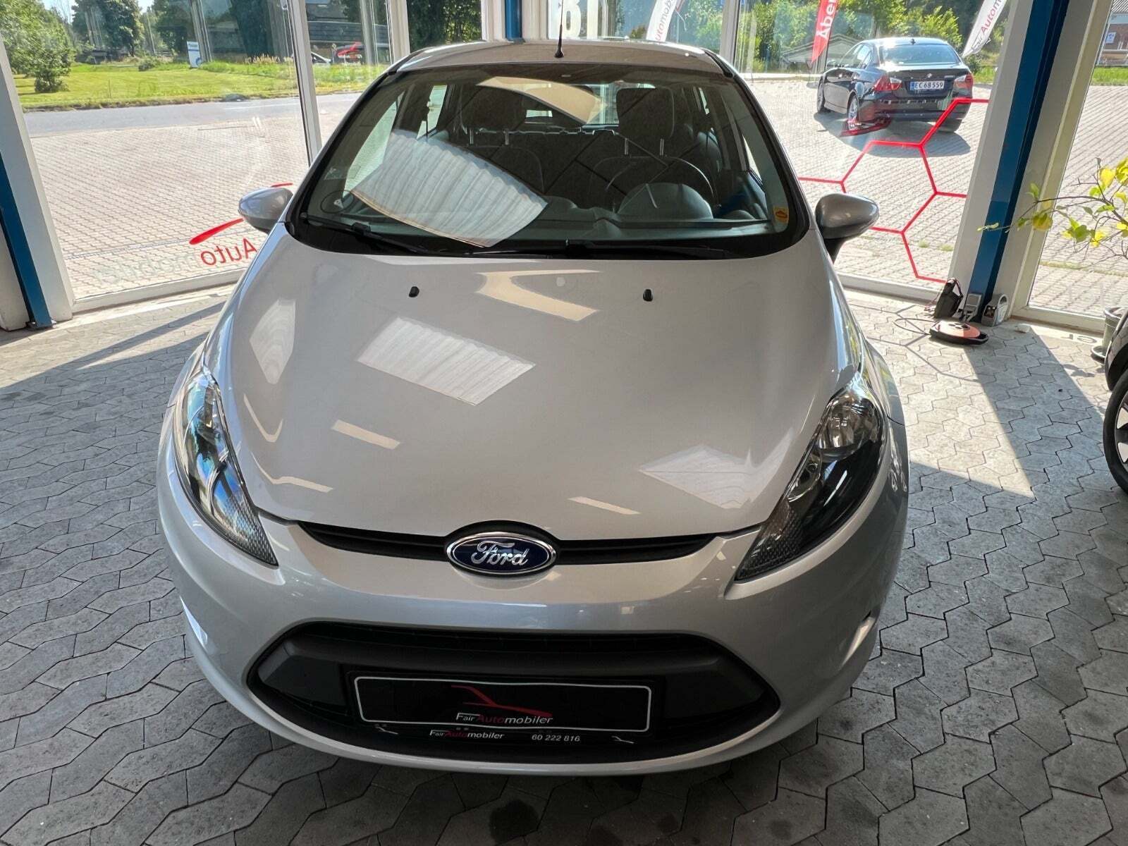 Sølv Ford Fiesta fra 2011