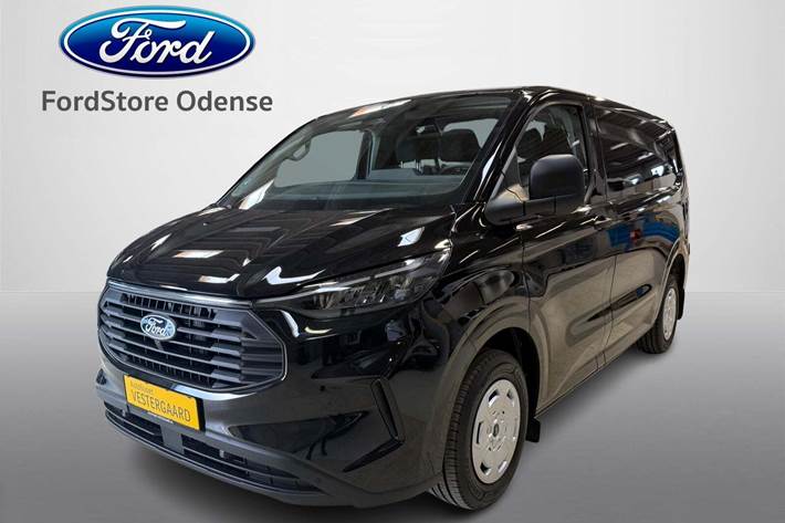 Hvid Ford Transit Custom 320S fra 2025 set udefra