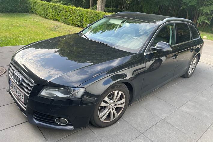 Sort Audi A4 fra 2008