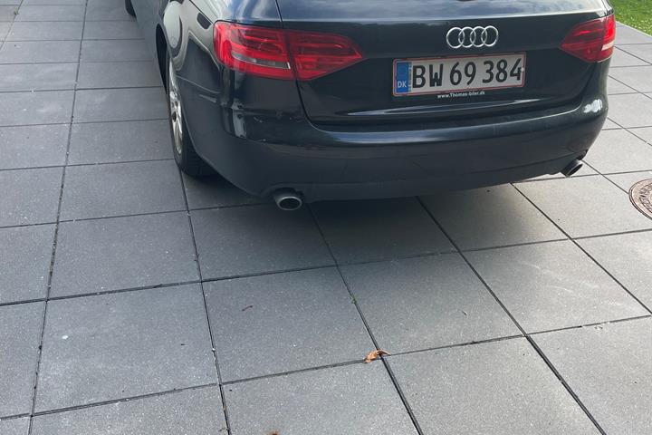 Sort Audi A4 fra 2008